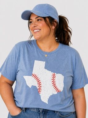 Ruby’s Rubbish Women’s XXL Super Soft Light Blue Texas Baseball Graphic T-Shirt
